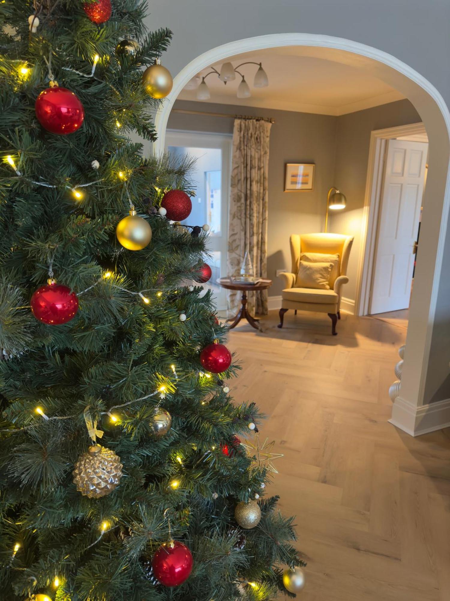 Vast, Elegant Home With Indoor Pool & Sauna Near Popular Golf Course Кінгтон Екстер'єр фото
